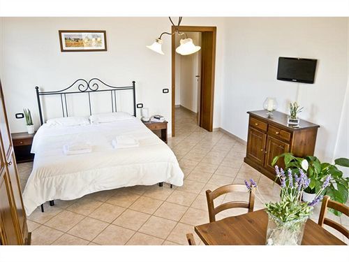 Ferienwohnung Borgo Di Pomaia Exterior foto